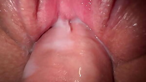 Blowage and extremely close up fuck