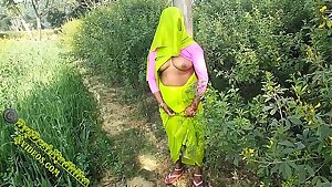 Indian Couple Injoy Outdoor Hookup In Village PORN IN HINDI